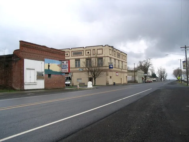 Main intersection in Prescott, self-taken picture of Prescott, Washington