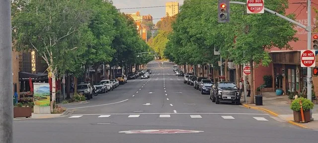 Photo of Main Street looking east in Pullman, Washington State, USA