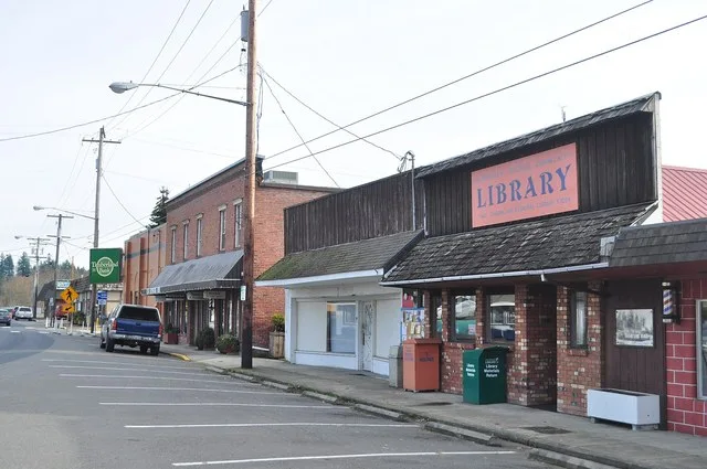 Shops on Cowlitz Street, Toledo, Washington, U.S.