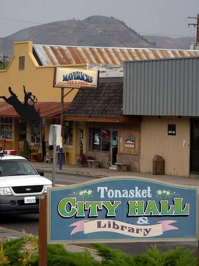 Tonasket Library
