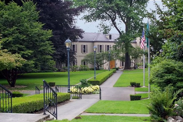 Chateau Ste. Michelle , Woodinville, Washington, U.S. Photo by Ron Zimmerman. Use only with credit.