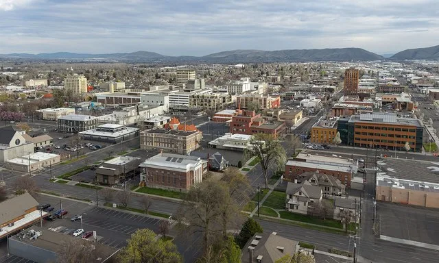 Skyline of downtown Yakima, Washington (pop. 96,968), the county seat of Yakima County.