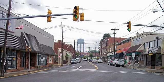 Main Street (West Virginia Routes 16 and 61 ) in downtown w:Oak Hill, West Virginia
