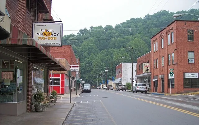 Main Avenue ( w:West Virginia Route 97 ) in w:Pineville, West Virginia
