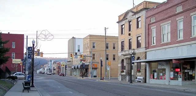2nd Street in the central business district of w:St. Marys, West Virginia