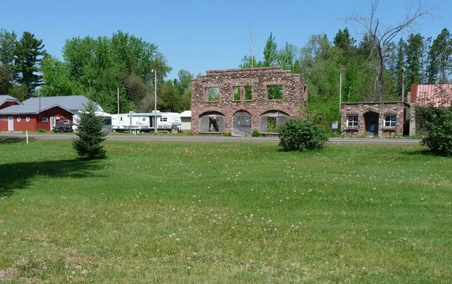 The old center of Couderay in northwest Wisconsin, with the remains of the Keystone Bar at center.