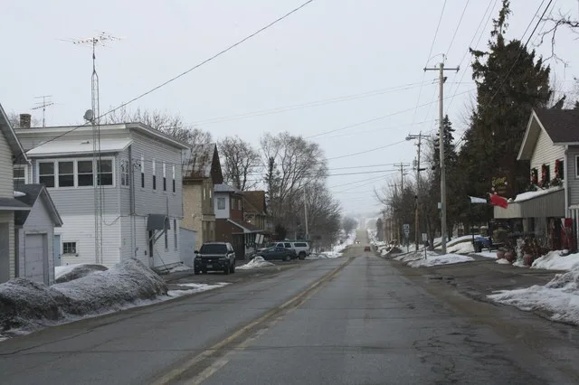 Looking north at w:Kekoskee, Wisconsin) . This file was uploaded with Commonist .