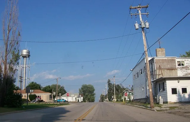 Looking east at downtown w:Maribel, Wisconsin , USA.