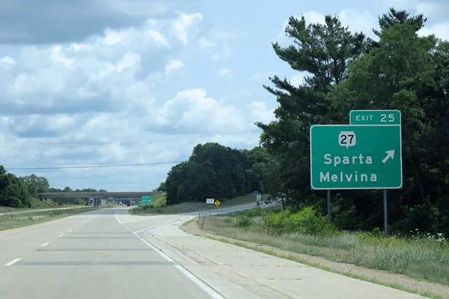 I-90 East - Exit 25 - WI27 Sparta Melvina