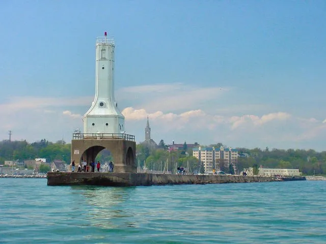 The Port Washington, WI Pierhead light, as viewed from Lake Michigan. Photo by Ray Meyer http://www.n9pby.com