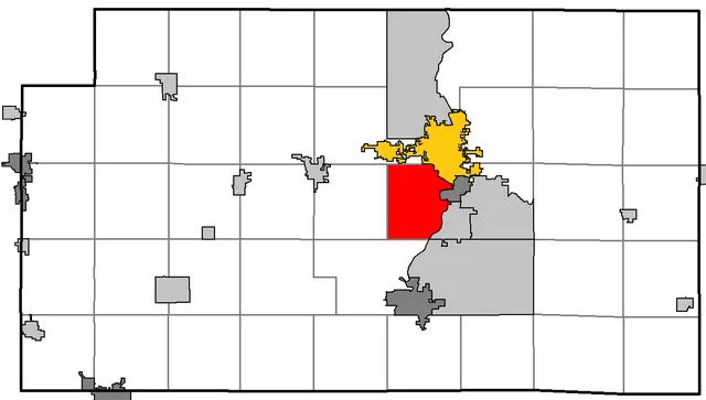 Map of Marathon County, WI, highlighting the Town of Rib Mountain, with county seat in gold, cities in gray, and villages in silver