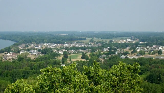 Looking west at the southwest corner of en:Sherwood, Wisconsin and the north tip of en:Lake Winnebago taken from the observation tower at en:High Cliff State Park in en:Sherwood...
