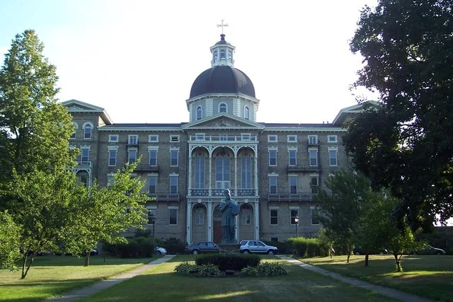 Copyright © 2005 Sulfur Henni Hall, main building of the St. Francis Seminary in St. Francis, Wisconsin. It was named after Bishop John Martin Henni and dedicated on January 29, 1...