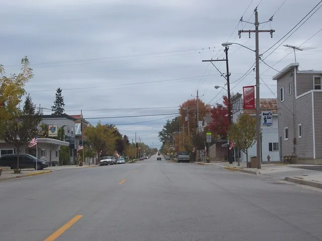 Downtown en:Stockbridge, Wisconsin in fall, on en:Highway 55 (Wisconsin) This image was taken on October 9, 2006 by User:Royalbroil. en:Category:Images of Wisconsin highways